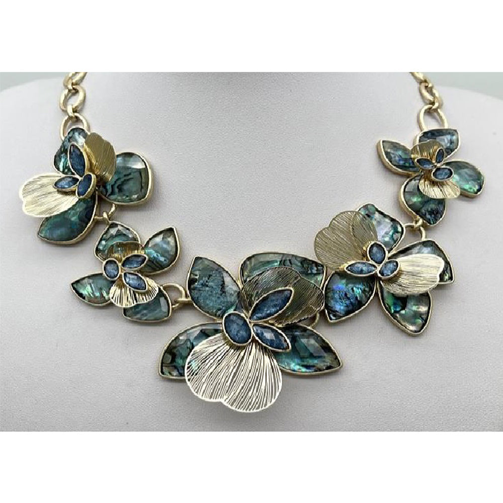 15N00189 Lonna & Lilly Necklace