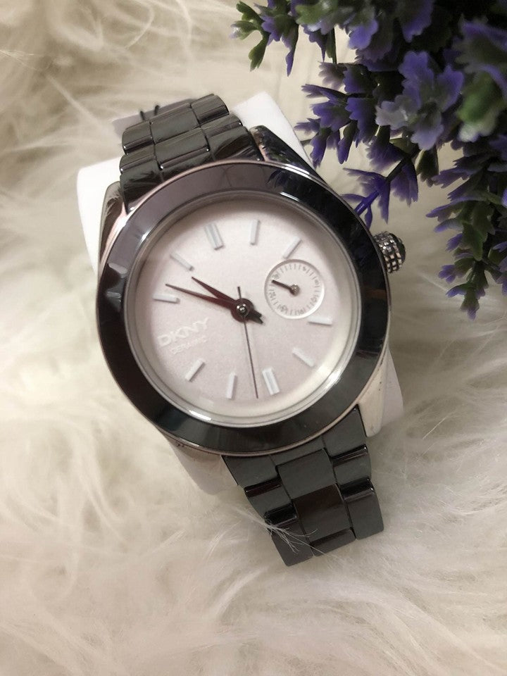 DKNY Men's Watch NY2143 - Bold, Masculine Style