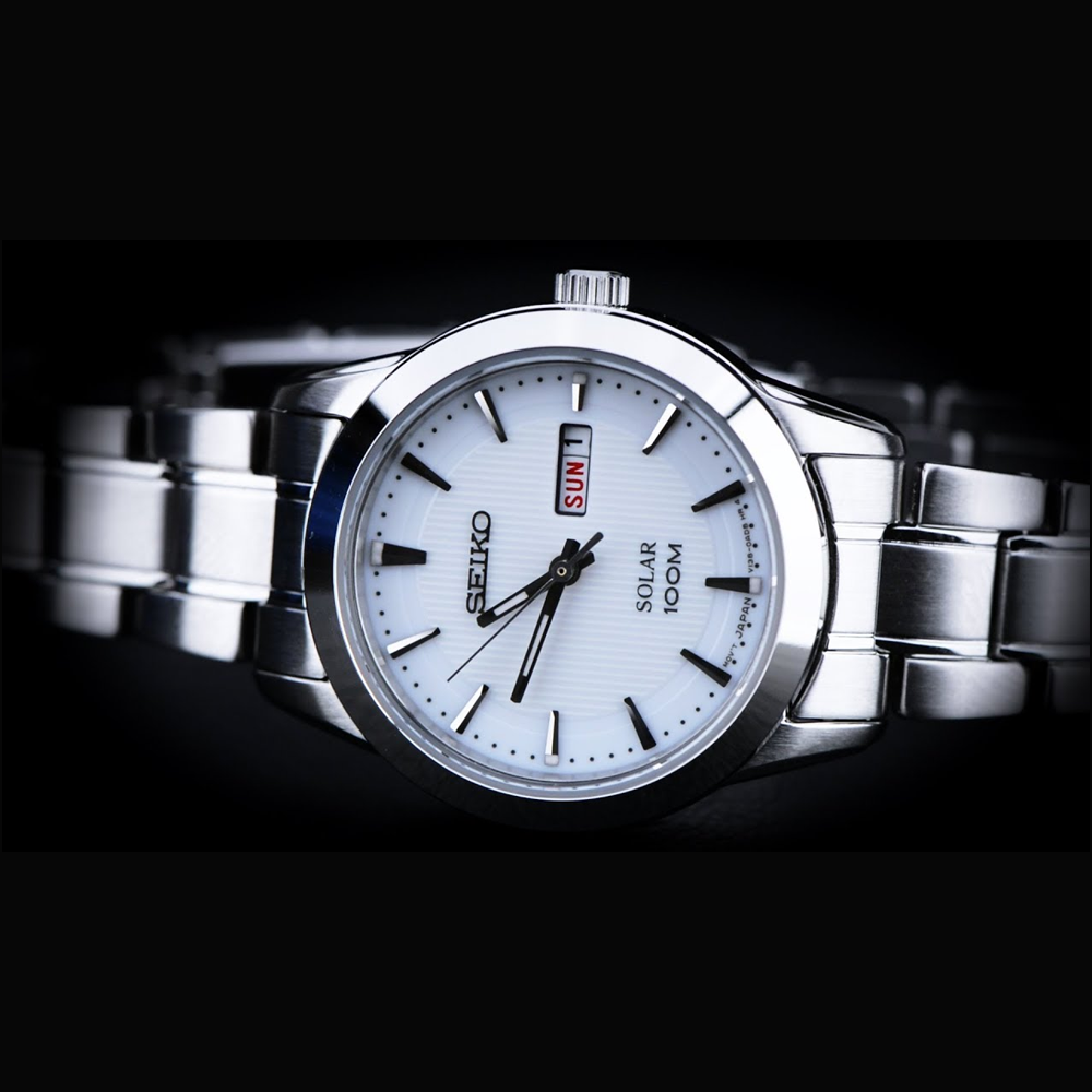 seiko SUT159P1 Ladies Wrist XS Solar Analog Quartz Stainless Steel Watch seiko